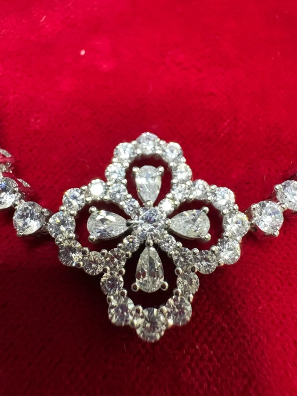 Bracelet Sterling Silver Clover Rhinestone Tennis Bracelet w/Safety Clasp